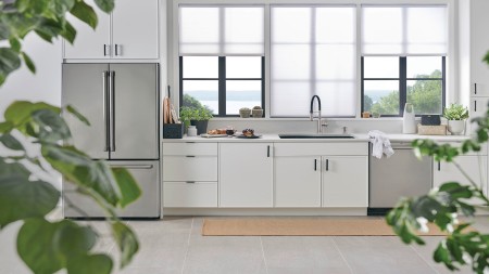 When it comes to white modern kitchen cabinets, a shaker-style or flat-front cabinet is ideal