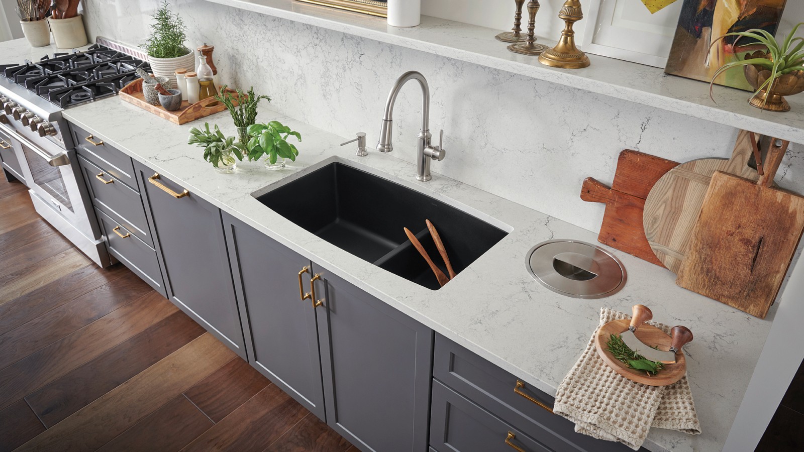 Undermount Kitchen Sinks By BLANCO BLANCO   442939 402664 Performa 33 6 40 Lowdivide Cb 442500 Empressa Higharc Pvd 442517 Empressa Soapdispenser Pvd 512471 Solon Bs Image 1600w 900h 