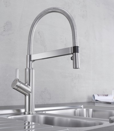 With one grasp, single-lever mixers control both the water temperature and the flow