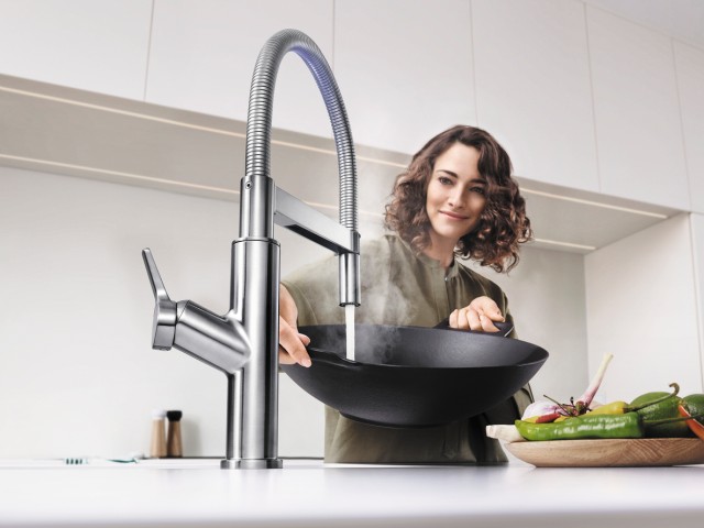 The smart mixer tap – BLANCO SOLENTA-S Senso