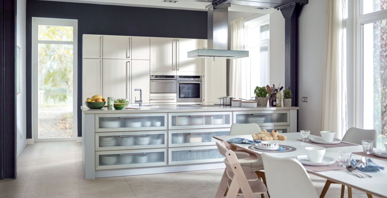 Fancy more storage space? Kitchen islands are great for storing plates, pots and pans.
