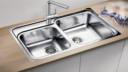 Maintain the shine and look of your sink with the right kind of cleaning.
