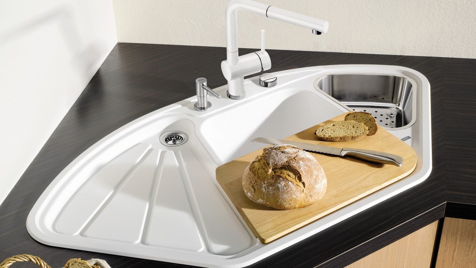 Corner sinks how to make the most of your kitchen space BLANCO