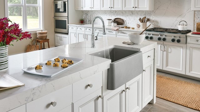 Farmhouse Sinks & Apron-Front Kitchen Sinks | BLANCO