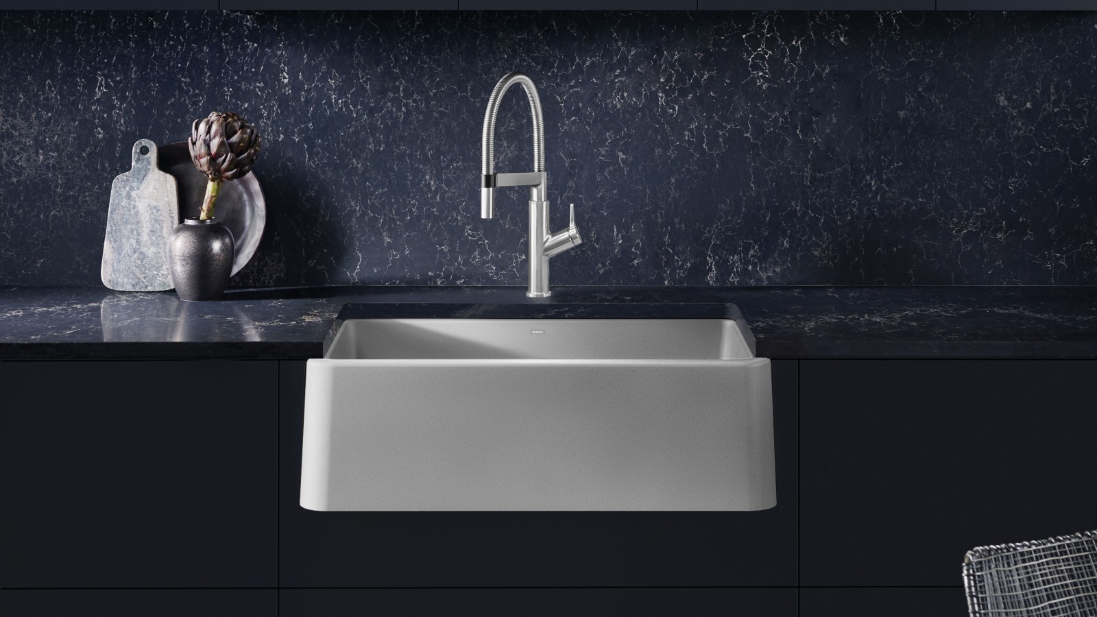 Farmhouse Sinks & ApronFront Kitchen Sinks BLANCO