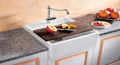 farmhouse-style sink