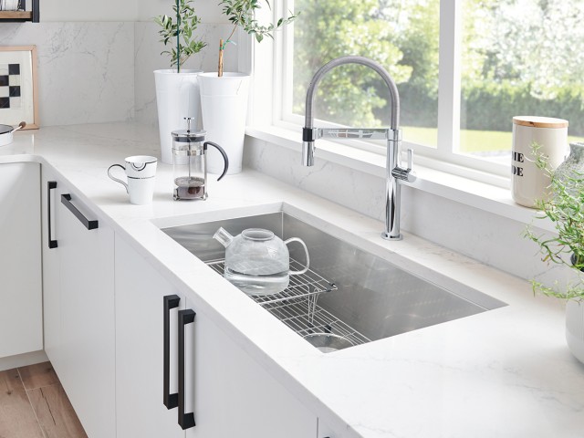 Espresso 33-Inch Dekor Sinks 89390Q Westwood Composite Granite Double Bowl Kitchen Sink with Three Holes 