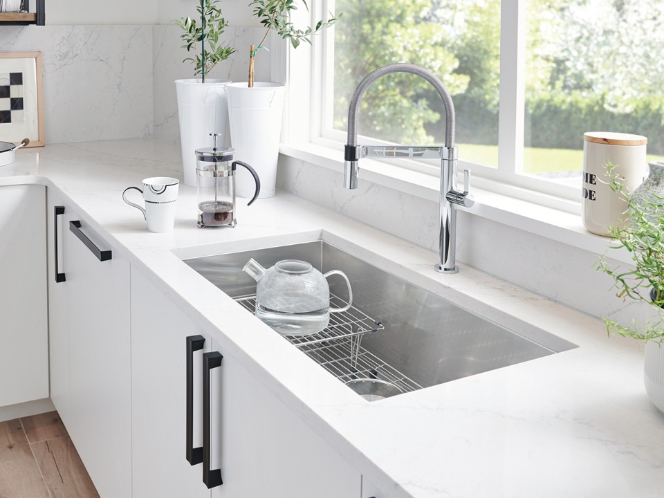 Kitchen Sinks For Modern Homes BLANCO   401248 Quatrus Usupersingle 401567 Culinamini Ch 402125 Grid 406346 Elevatedgrid Bs Web Image 960w 720h 