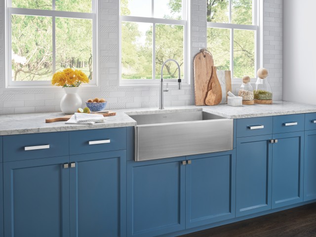 Shades of turquoise look just the part in Mediterranean-style country-house kitchens.