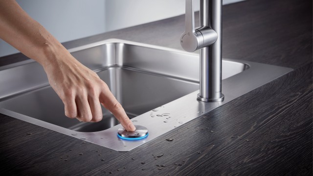 Die BLANCO SensorControl Blue ist eine smarte Lösung für Ihre High-Tech-Küche