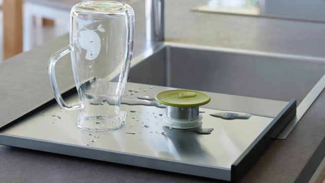 The BLANCO drip tray, specially designed for small kitchens
