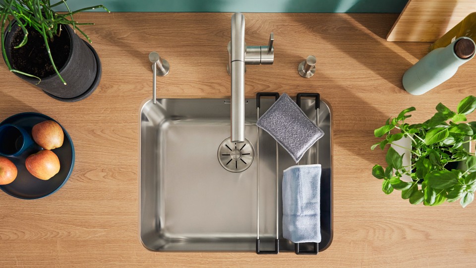 Cleaning stainless steel How to do it properly BLANCO