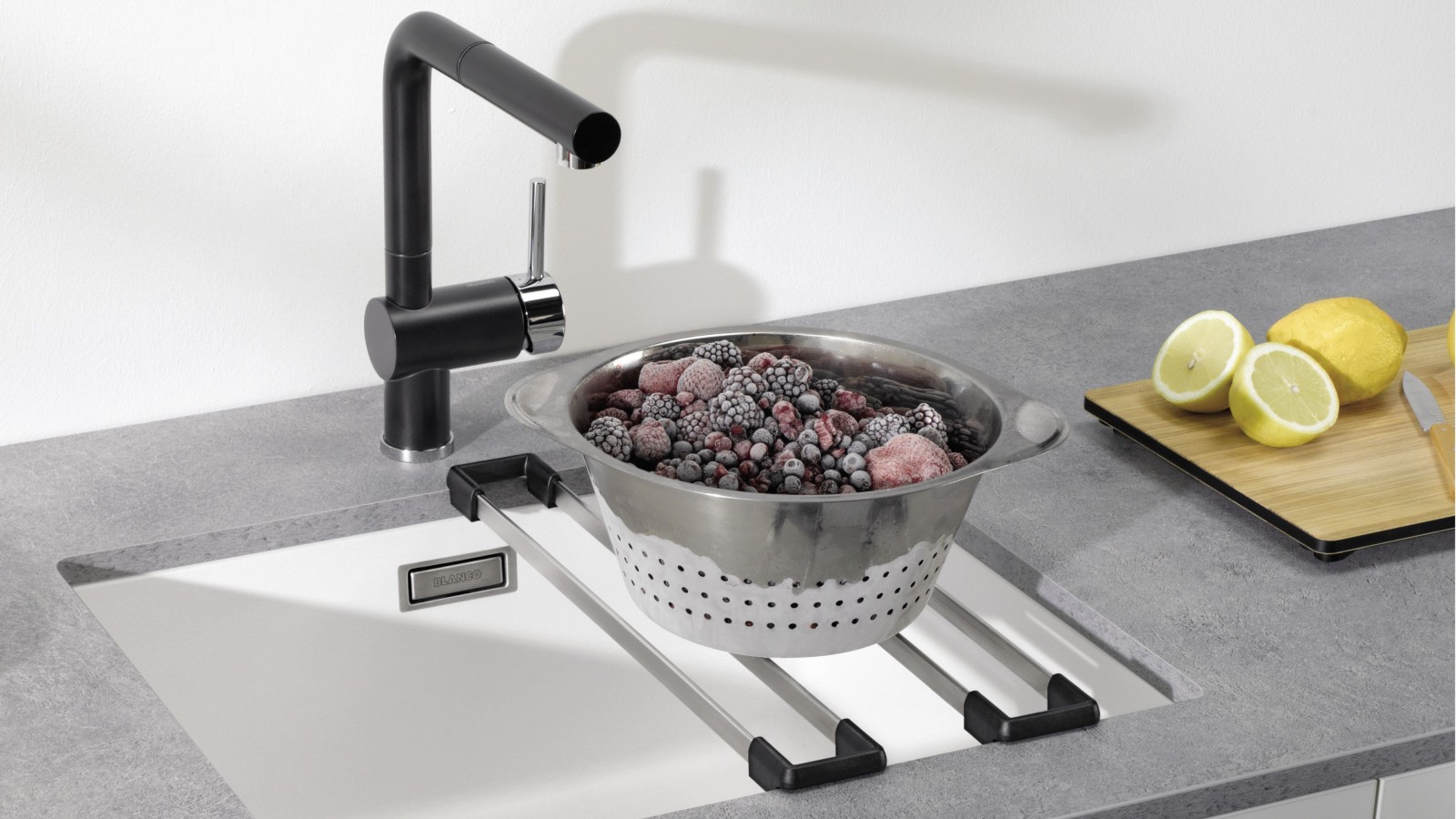 Kleine Küchen einrichten: Tipps für viel Raum auf wenig Platz | BLANCO