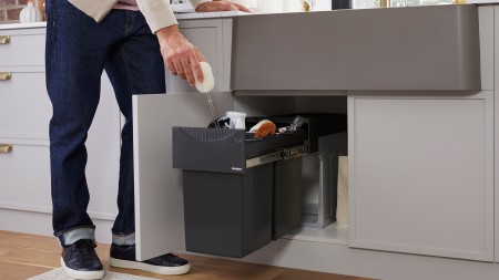 Discover the perfect solution for keeping your space tidy and maximizing storage with the BOTTON II 